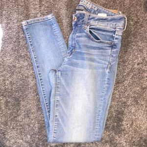 American Eagle Super Stretch Size 8 Jeans